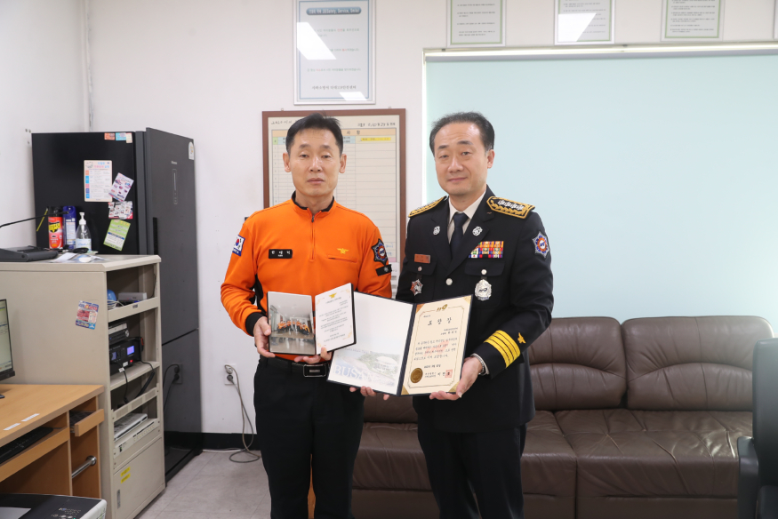 다대센터 한대덕 기념사진.JPG